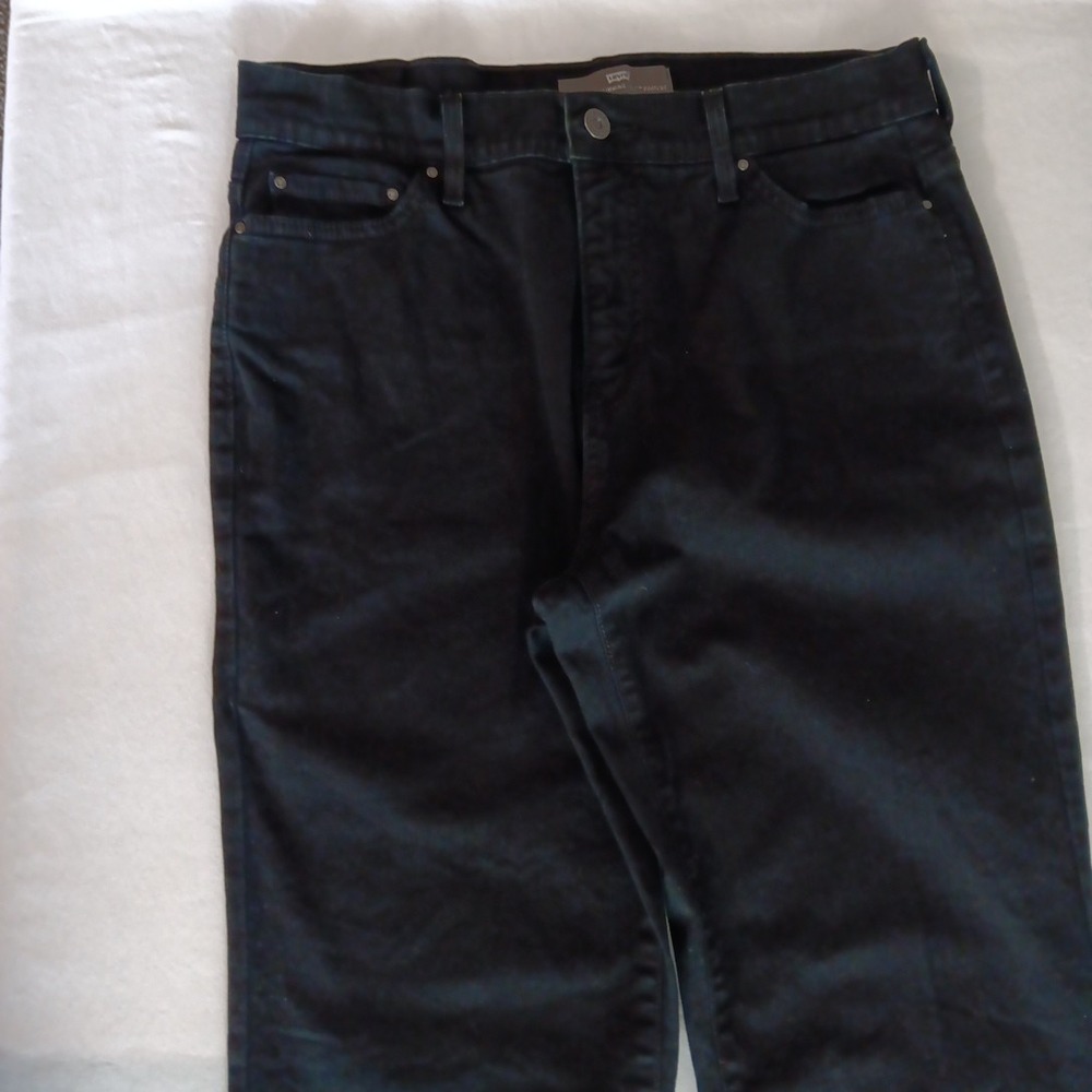 Levi's Perfectly Slimming  512 Jeans Women's Sz.12M Black Bootcut  Stretch Denim